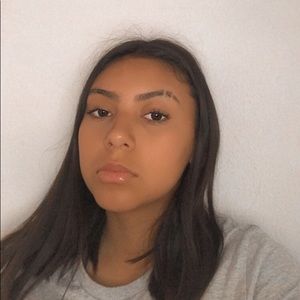 Meet your Posher, Jade